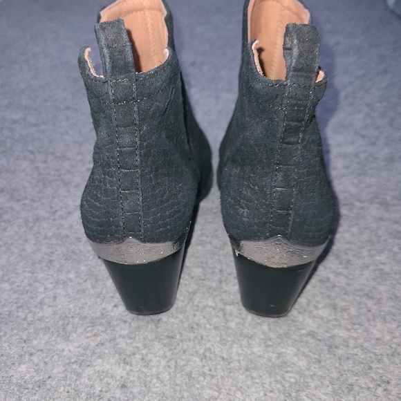 IBIZA Booties - Picture 3 of 4